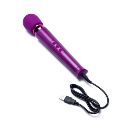 Le Wand Petite Rechargeable Massager Dark Cherry - Image 3