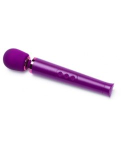Le Wand Petite Rechargeable Massager Dark Cherry
