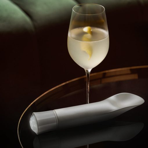 Oh My Gem Bold Rechargeable Warming Silicone Scooped Tongue Vibrator Diamond - Image 7