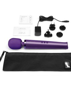 Le Wand Rechargeable Vibrating Massager Purple