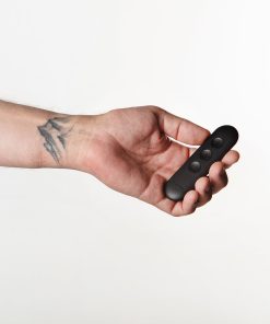Je Joue Onyx Vibrating Butt Plug Black