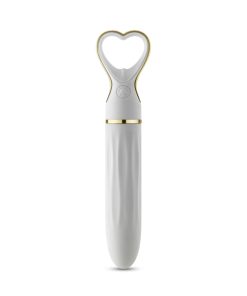 Delice Heartthrob White Bouquet