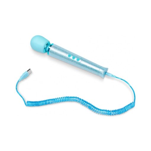 Le Wand All That Glimmers Petite Rechargeable Vibrating Massager Special Edition Set Light Blue - Image 5