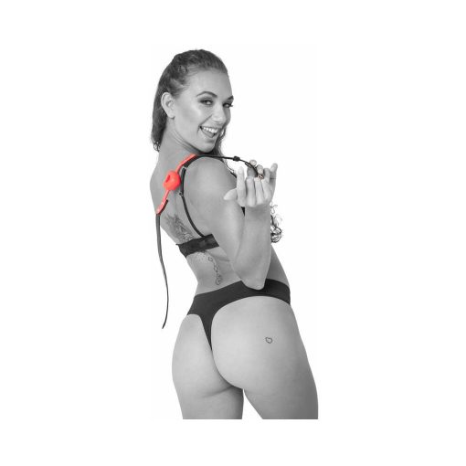 Sportsheets Sex & Mischief Amor Breathable Heart-Shaped Silicone Ball Gag Red - Image 5