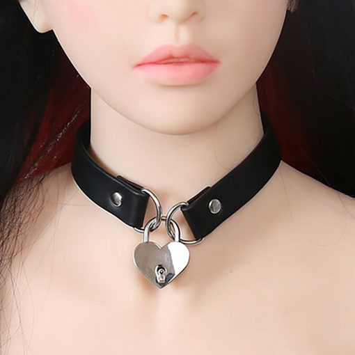 Ple'Sur Pvc Collar With Heart Lock & Key Black Bag Packaging - Image 5
