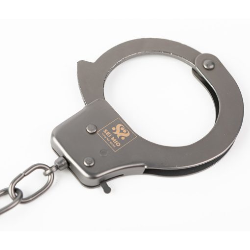 Sei Mio Secure And Begging For Amore Robust Metal Handcuffs - Image 5