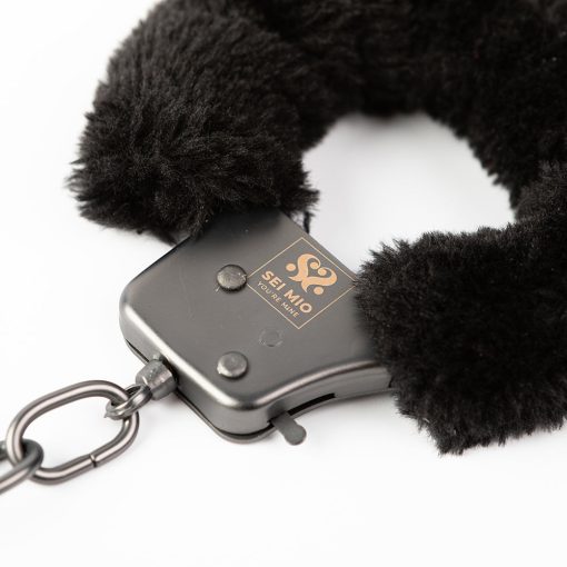 Sei Mio Cuff Love Furry Metal Handcuffs - Image 5